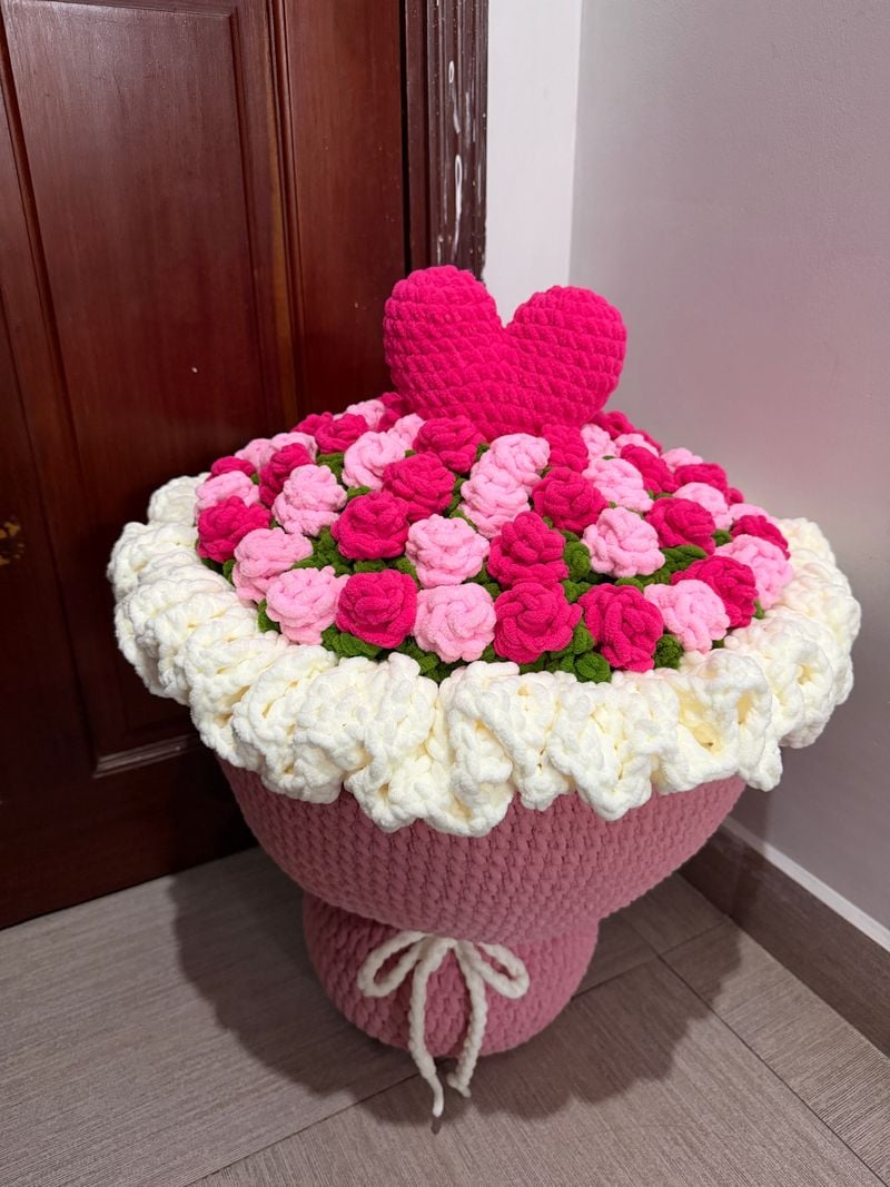 Bó hoa hồng 70 bông - 2